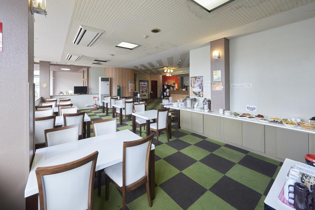 Select Inn Yonezawa Buitenkant foto