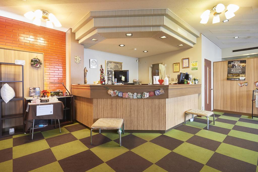 Select Inn Yonezawa Buitenkant foto
